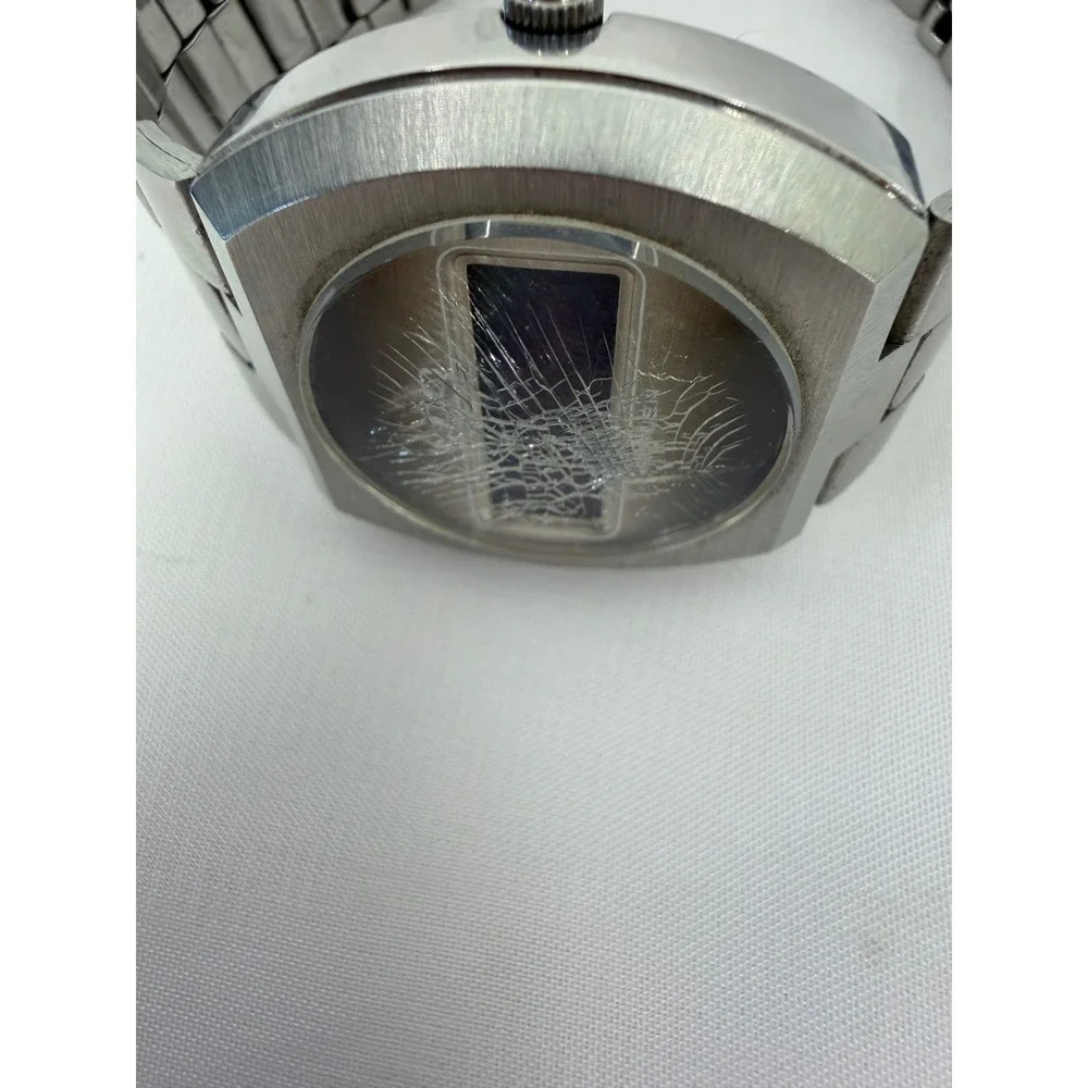 Vintage Gruen Precision LCQ Digital Watch Stainless 7410584 For Parts Repair